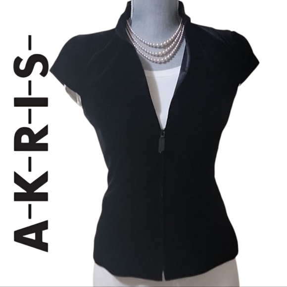 AKRIS WOMENS BLACK  VELVET VEST excellent condition - Picture 3 of 12